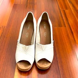 Toms Wedges